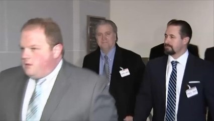 التحقيقات تطال الدائرة الضيقة حول ترمب