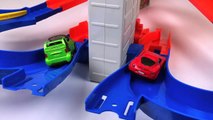 Kids Learning Colors with Hot Wheels Cars & Trucks and Hot Wheels Auto Lift Expressway Playset-B