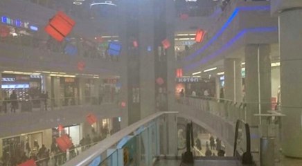 Kayseri'de AVM'de Çıkan Yangın Paniğe Neden Oldu