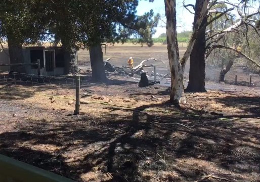 Firefighters Contain Blaze Near McLaren Vale Properties
