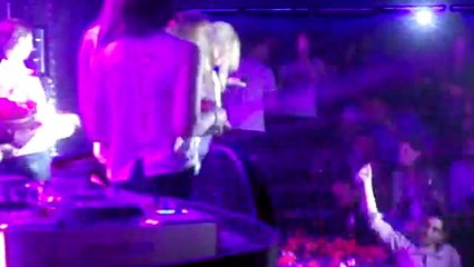 Η Μελίνα Ασλανίδου στην Καίτη Γαρμπή - Το λάθος - Live 2015 Central HD