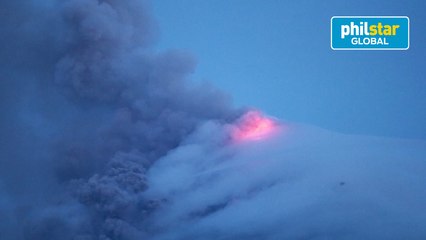 Philippine volcano 'fireworks' draw tourists as residents flee