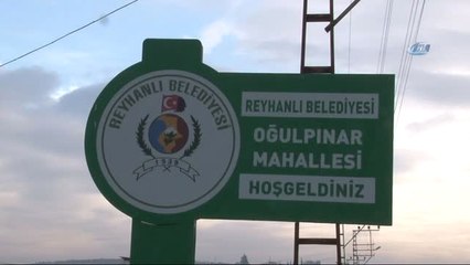 Sınır Köyü Kırmızı-beyaza Büründü