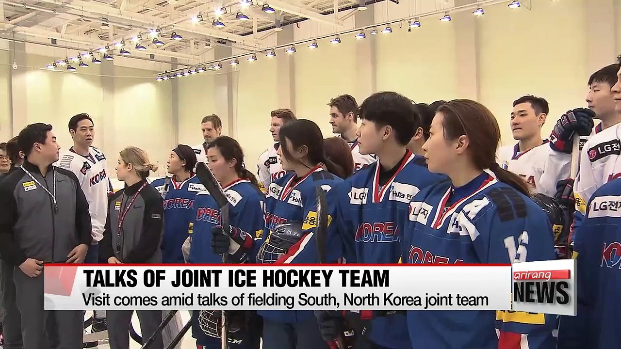 S. Korean President Moon visits Olympic squad "Great chance for improving inter-Korean ties"