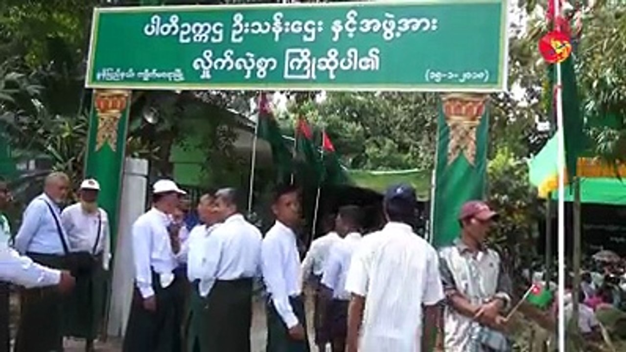 သမၼတနဲ႔ ေတြ႔ခ်င္ေနတဲ့ ၾကံ့ခိုင္ေရးပါတီ ဥကၠ႒ (႐ုုပ္/သံ)