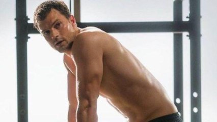 50 sfumature di Rosso hot: ecco quanto mi hanno offerto per mostrare un solo testicolo