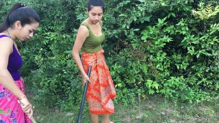 Wow! Amazing Catch A Big Snake With Bare Hand - How To Catch Snake In Cambodia