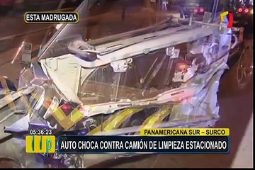 Surco: auto choca contra camión de limpieza en la Panamericana Sur