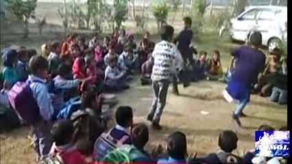 Very funny , kids studying in dancing mood
