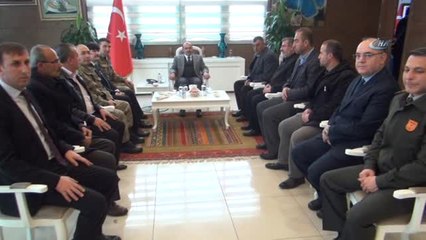 Şehit Aileleri ve Gazilere 'Devlet Övünç' Madalyası Verildi