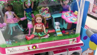 BABY ALIVE Outing To Toys R Us To Get Giveaway Baby Alive!