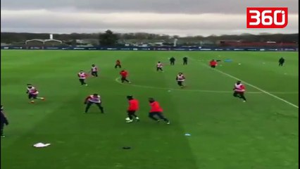 Neymar bën çmenduri në stërvitje, shokët e skuadrës mbeten pa fjalë (360video)