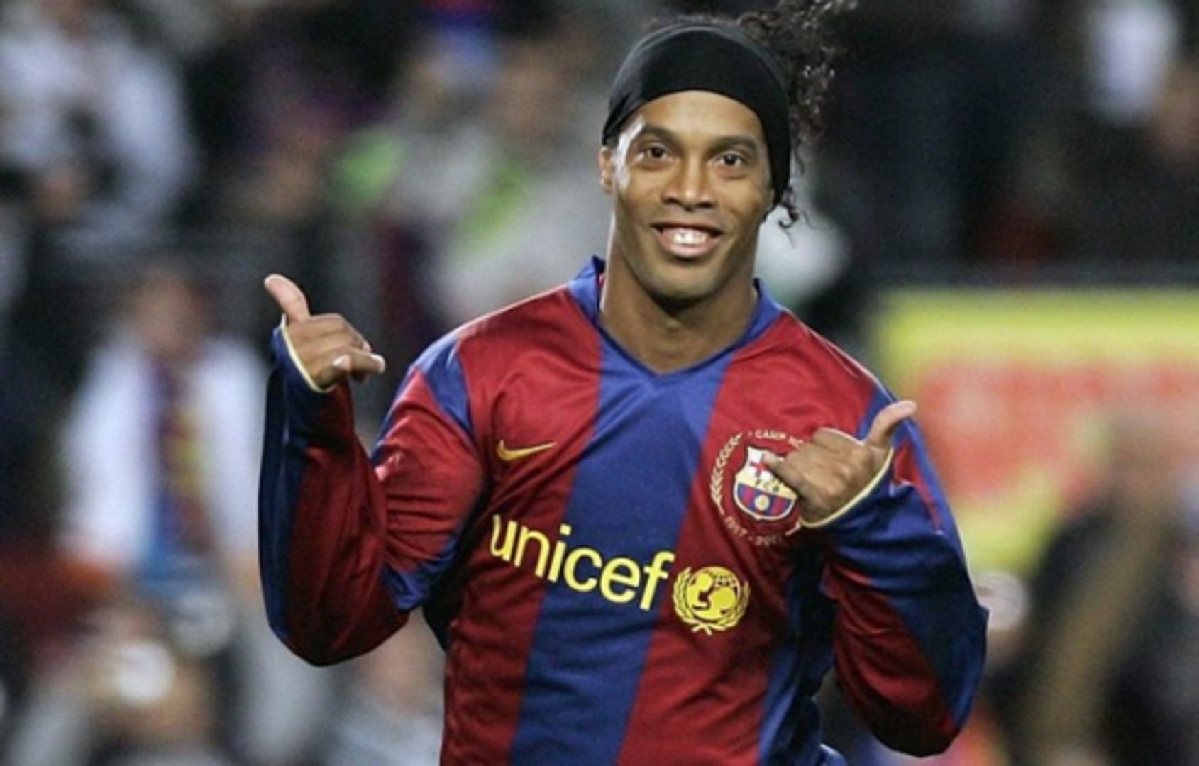Nos 39 anos de Ronaldinho Gaúcho, recorde em vídeos alguns