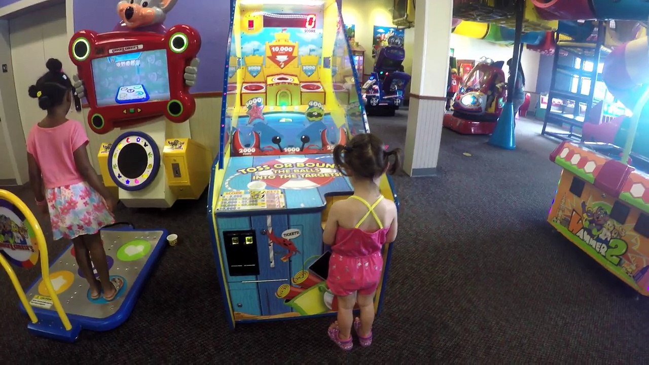 Chuck E. Cheeses 2016 | Toddler Zone | Playing | Family Fun & Kids & Games