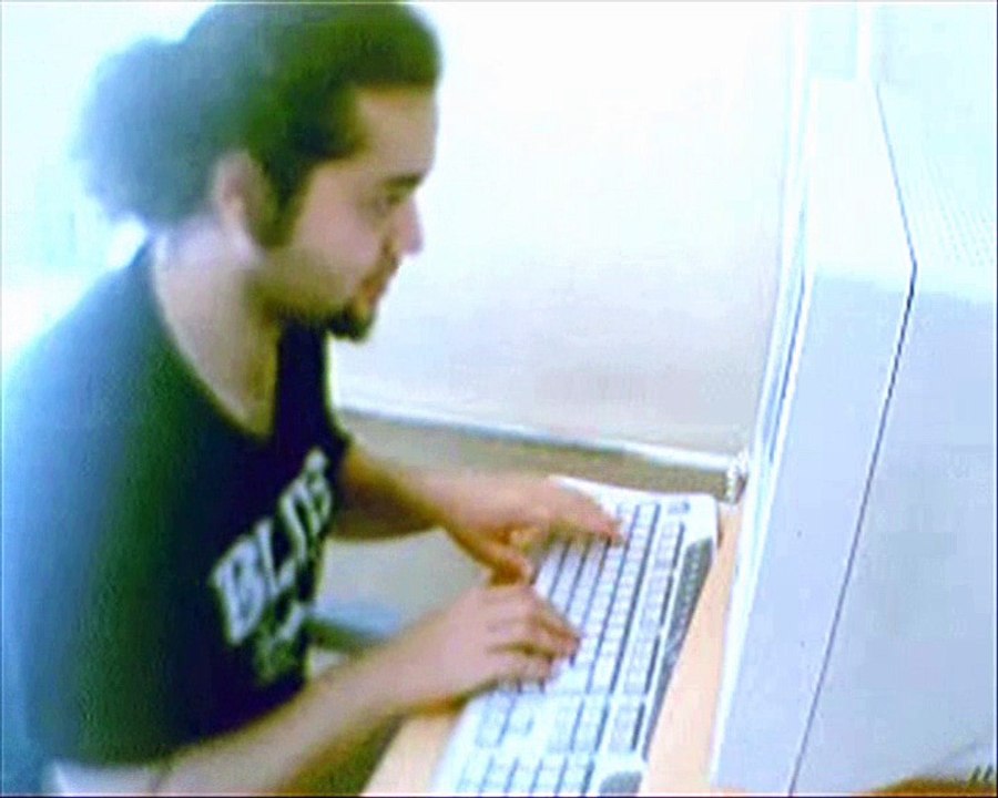 İlter - Bilsen De Bilmesen De
