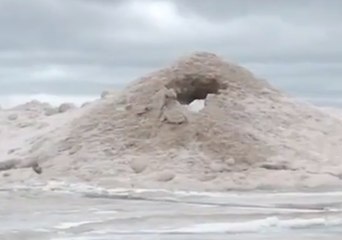 Sand Forms Mini 'Volcano' on Indiana Beach