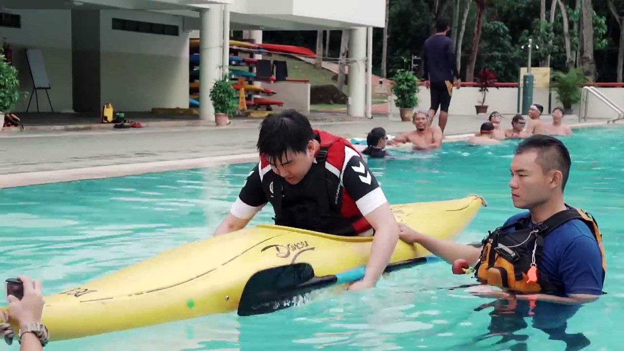 CONQUERING OUR FEARS AT OUTWARD BOUND SINGAPORE! | TSL Vlogs