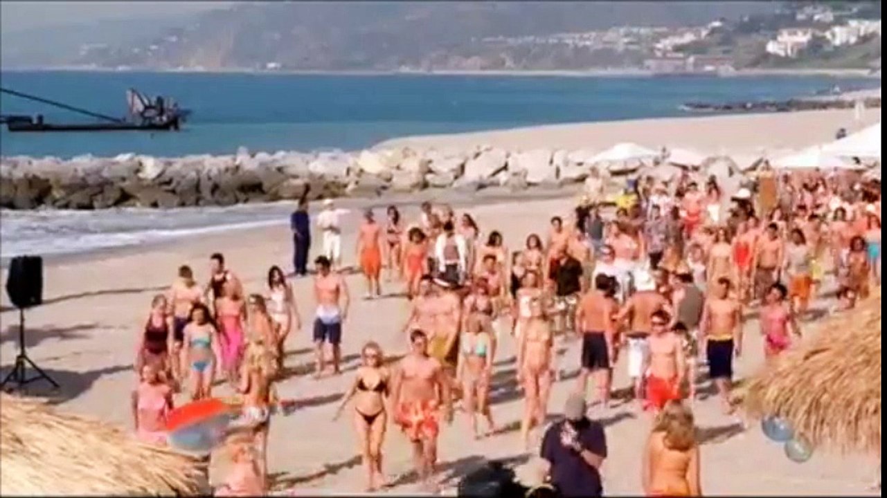 ANALFABETI PLAGIATORI SOTTO SCORTA