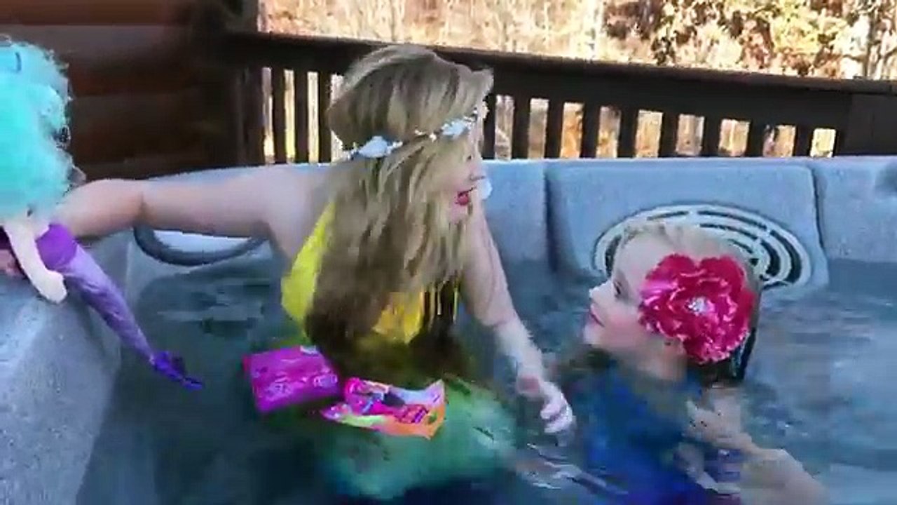 The legend of the Magic Mermaid. Princess Ella and playdoh girl make a wish and become real mermaids