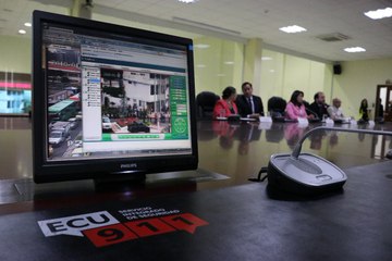 Vigilancia en traslado de material electoral