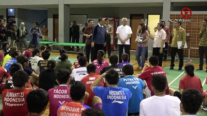 Wakapolri sebagai CdM Kontingen Indonesia Kunjungi Pelatnas PBSI