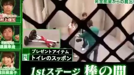 Funny Japanese game show missing floor - YouTube