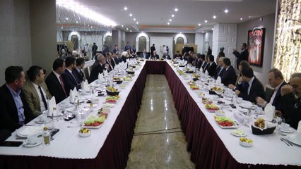 Kahraman, İran'da yaşayan Türk vatandaşları ve iş adamlarıyla buluştu - TAHRAN