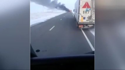 Kazakistan'da Otobüs Alev Aldı: 52 Ölü