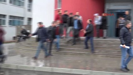 Adana 'Cono Operasyonu'nda Gözaltına Alınan 29'u Kadın 42 Kişi Adliyeye Sevk Edildi