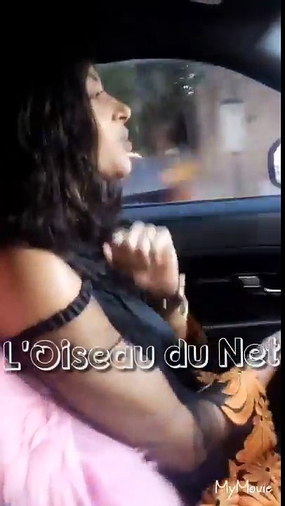 Quand  Sokhna Aidara la femme de Wally Seck se défoule  dans sa voiture