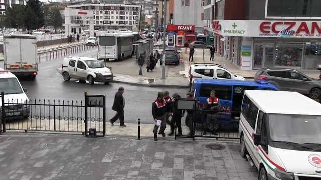 Cezaevi firarisi yakayı ele verdi