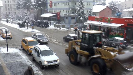 Tunceli’de kar yağışı etkili oldu, 242 köy yolu kapandı