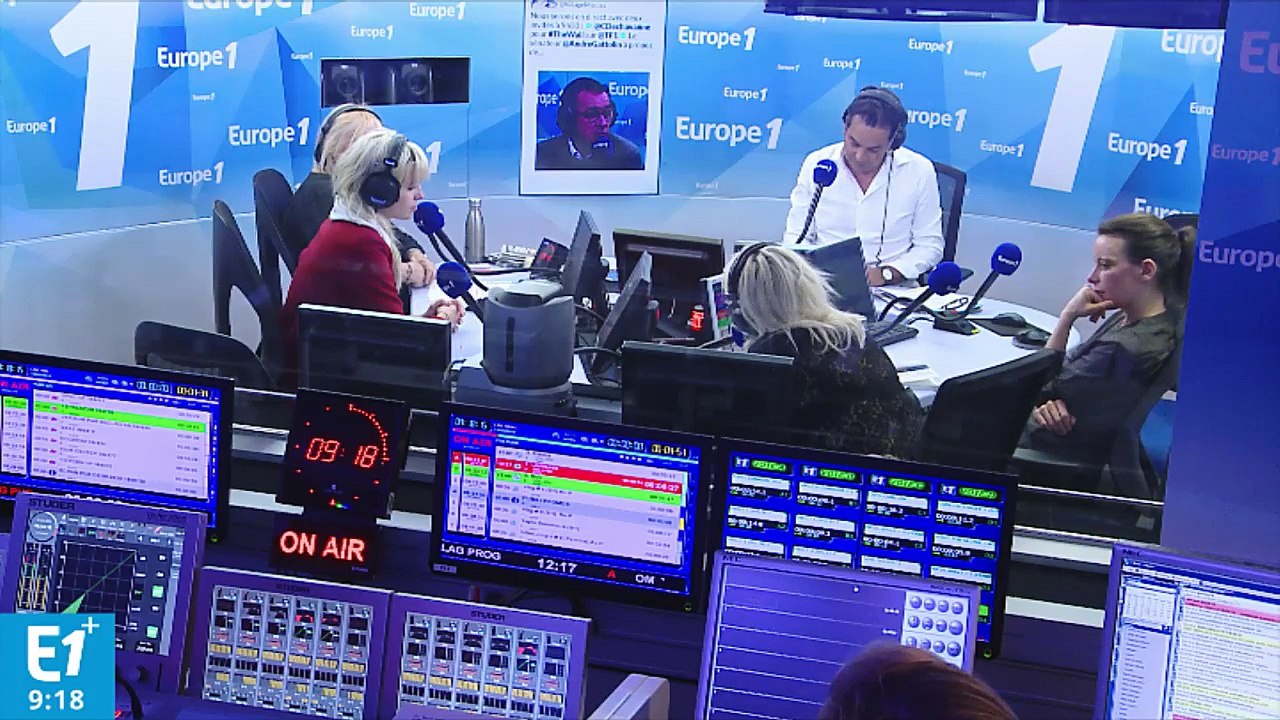 HollySiz : "Ma vie teinte toujours ce que j'écris"