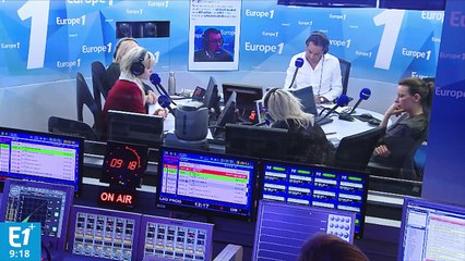 HollySiz : "Ma vie teinte toujours ce que j'écris"