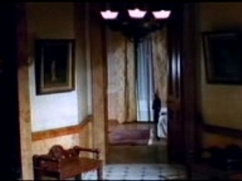 La Coda Dello Scorpione - Scene 2