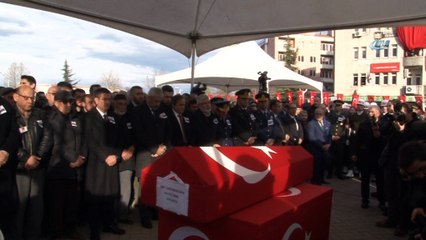 Minik Öykü’den şehit babaya son dokunuş