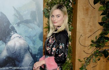 Margot Robbie wants to be a fire twirler