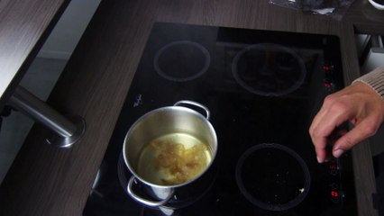 Japanse hartige Bouillon "dashi" maken. Vol met umami