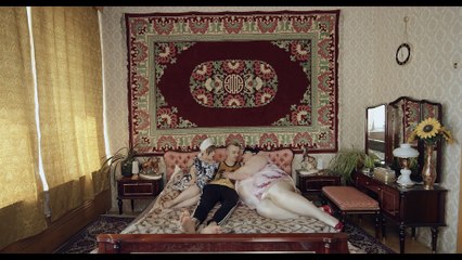 LITTLE BIG & TOMMY CASH - GIVE ME YOUR MONEY