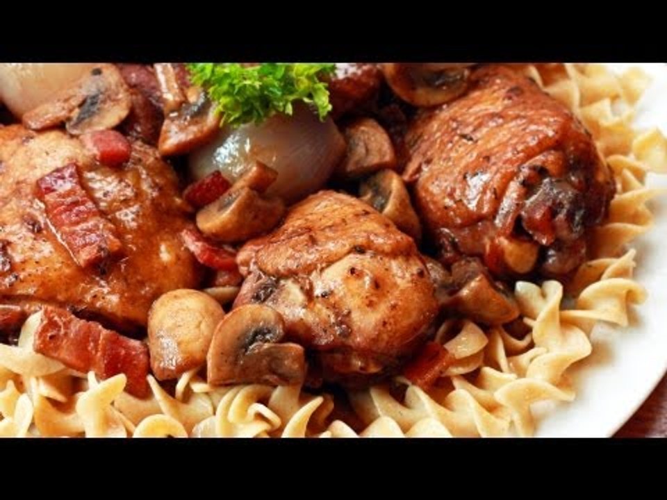 Receita de Frango ao Vinho (Coq au vin) - Web à Milanesa