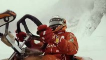 Räikkönen se divierte con un kart sobre hielo