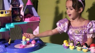 Disney Princess Musical Dancing Palace by Little People: Cinderella, Rapunzel, Ariel, Belle, Tiana