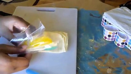 DIY Washcloth Lollipops and Baby Sock Roses/ How to make a Washcloth Lollipop DIY (Tutorial)