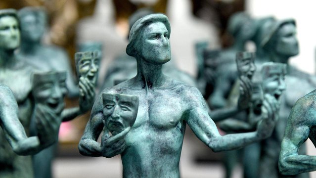 SAG Awards 2018: How the Iconic Green Statue is Made