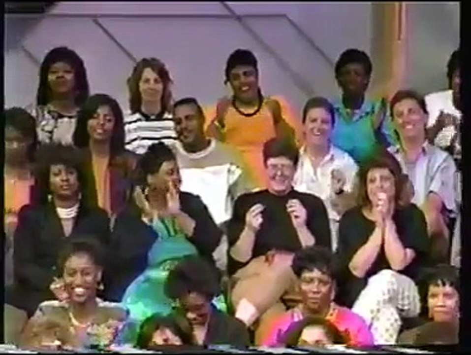 LUTHER VANDROSS ON OPRAH WINFREY SHOW SINGING HERE AND NOW !!!