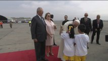 El papa Francisco aterriza en Perú para iniciar visita oficial y apostólica de tres días-.