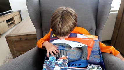 NERF Alien Menace Voidcaster Blaster