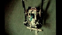 Como hacer un robot trepador/how to make climbing robot