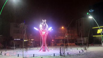 Kars'ta kar yağışı nedeniyle 39 köy yolu ulaşıma kapandı