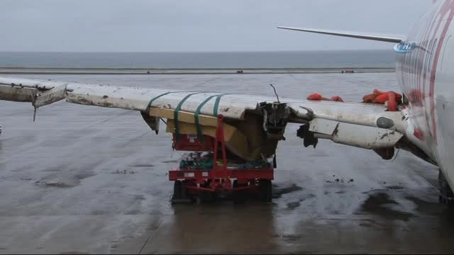 Pistten Çıkan Uçağın Aprona Çekilmesi 20 Saat Sürdü